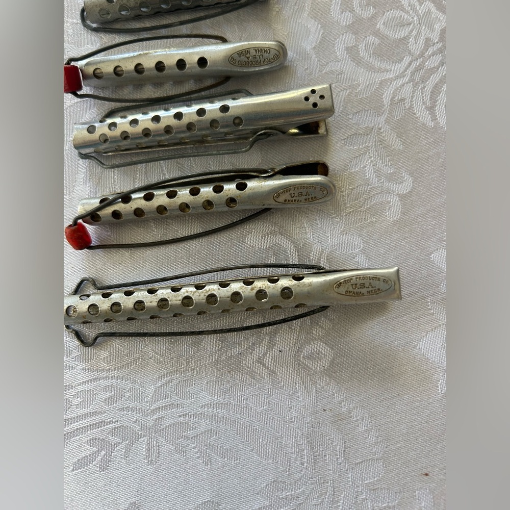 Vintage Aluminum Hair Curler Rollers - Picture 4 of 7